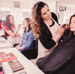 Clients makeup success-sto
